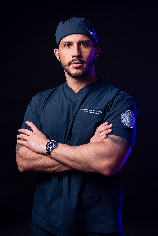 Dr. Raphael Henrique Ferreira Santos, Urologista